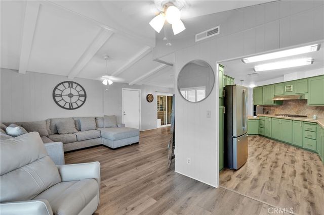 15252 Seneca Rd 343, Victorville, CA 92394