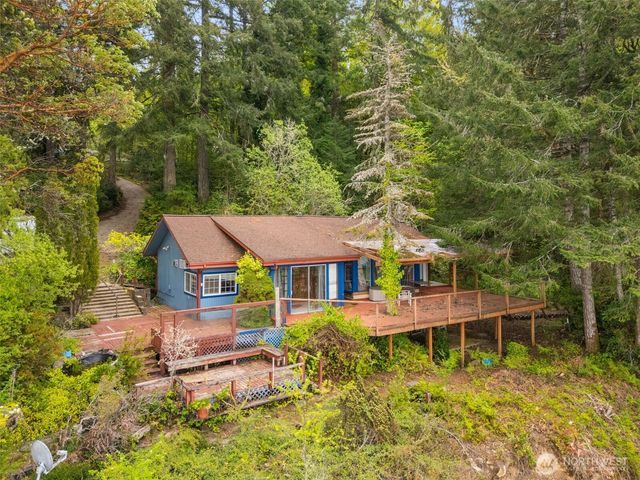 6105 Elizan Drive NW, Olympia, WA 98502