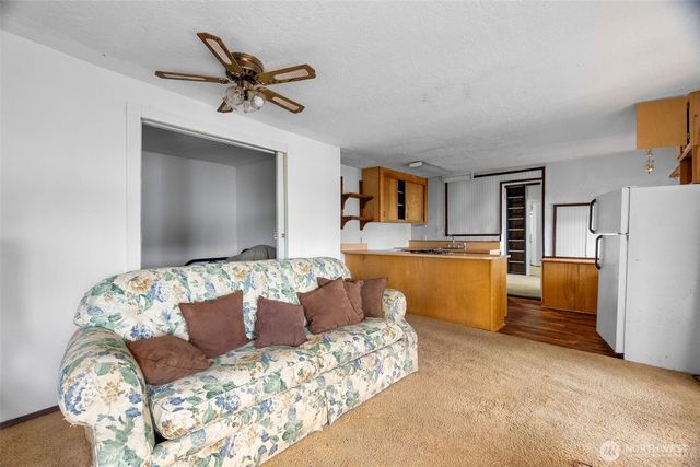 6105 Elizan Drive NW, Olympia, WA 98502