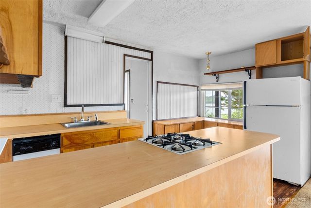 6105 Elizan Drive NW, Olympia, WA 98502