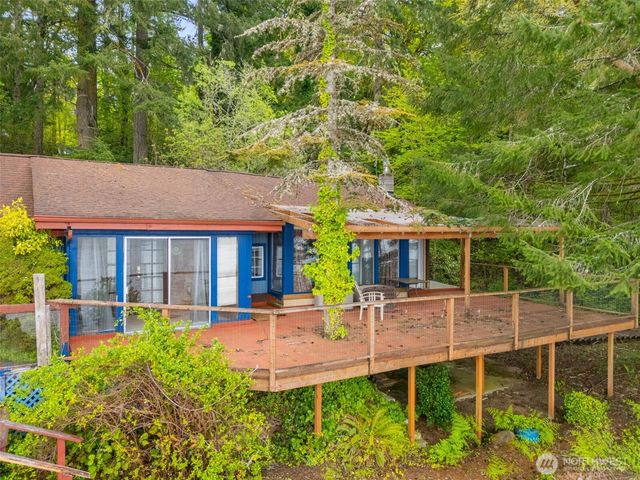 6105 Elizan Drive NW, Olympia, WA 98502
