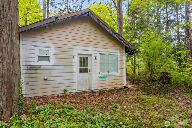 6105 Elizan Drive NW, Olympia, WA 98502