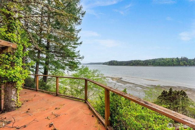 6105 Elizan Drive NW, Olympia, WA 98502