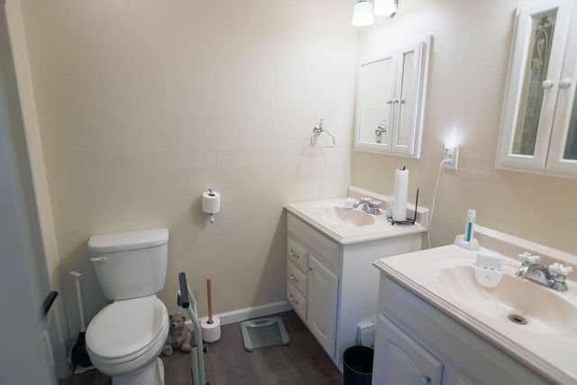 1269 Crest Dr, Yuba City, CA 95993