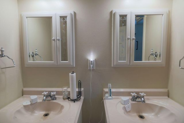 1269 Crest Dr, Yuba City, CA 95993