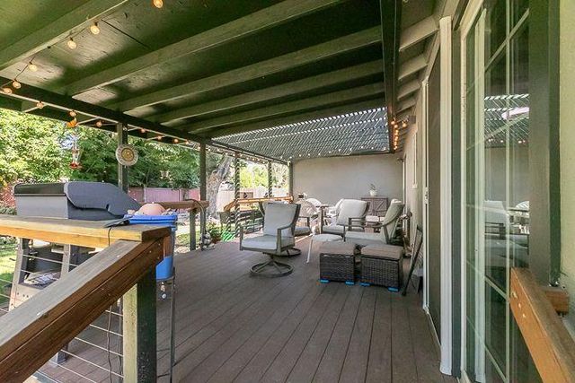 1269 Crest Dr, Yuba City, CA 95993