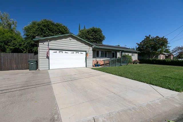 1269 Crest Dr, Yuba City, CA 95993