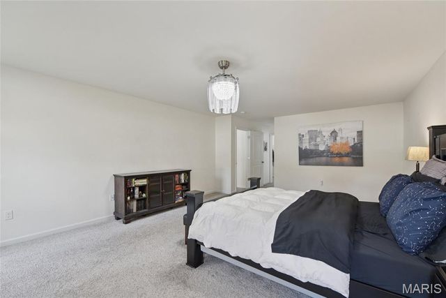 155 Keystone Ridge Drive, O'fallon, MO 63366