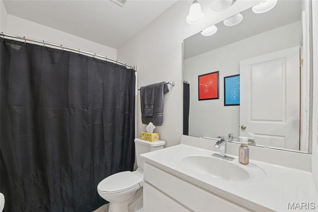 155 Keystone Ridge Drive, O'fallon, MO 63366