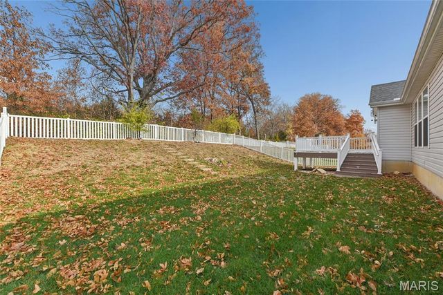 155 Keystone Ridge Drive, O'fallon, MO 63366