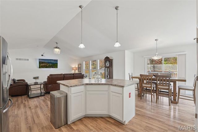 155 Keystone Ridge Drive, O'fallon, MO 63366