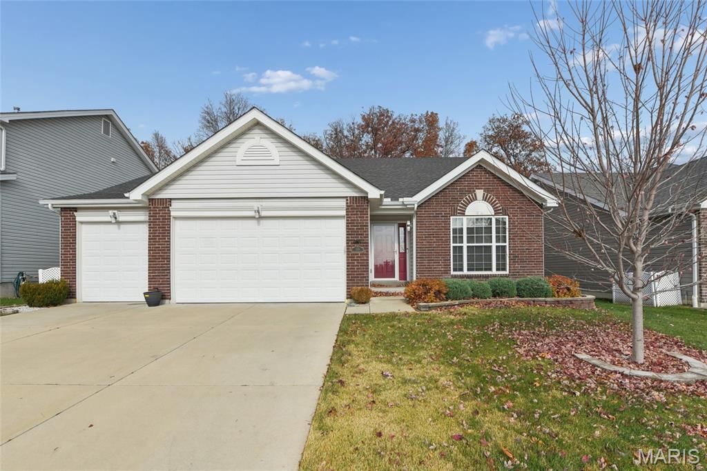 155 Keystone Ridge Drive, O'fallon, MO 63366