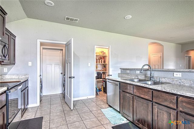 2517 Elk Creek Street, Temple, TX 76504