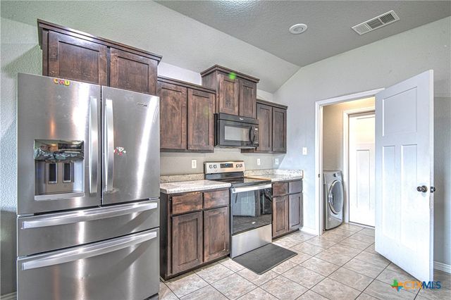 2517 Elk Creek Street, Temple, TX 76504