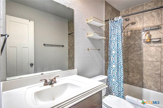 2517 Elk Creek Street, Temple, TX 76504