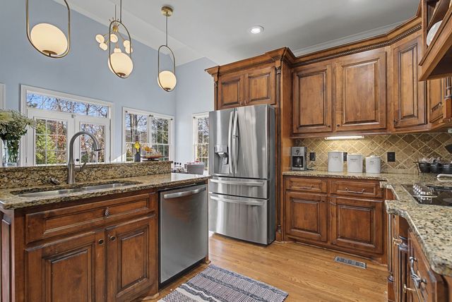 1812 Mosaic Trl, Murfreesboro, TN 37130