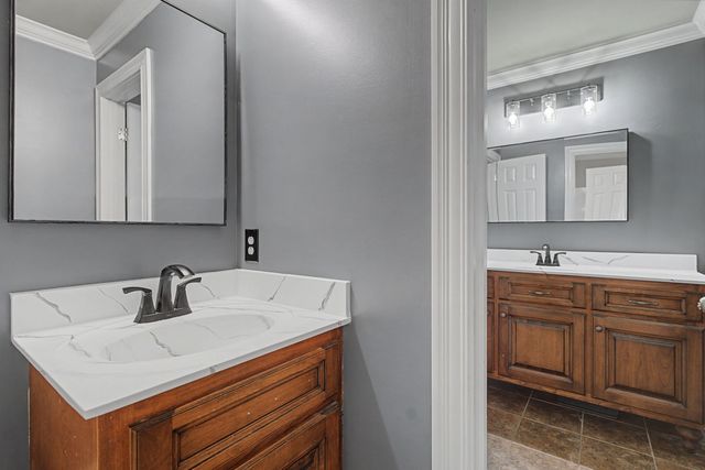 1812 Mosaic Trl, Murfreesboro, TN 37130