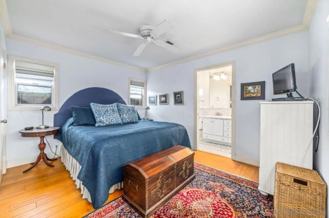 141 I Ave, Coronado, CA 92118