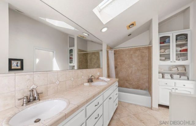 141 I Ave, Coronado, CA 92118
