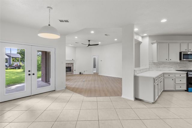 5502 Gum Street, Crosby, TX 77532