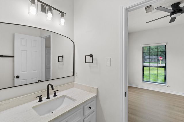 5502 Gum Street, Crosby, TX 77532