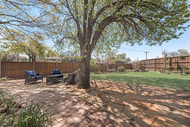 2684 Clear Springs Court, Richardson, TX 75082