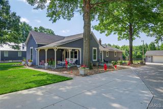1186 Hackmann Road, St Paul, MO 63366