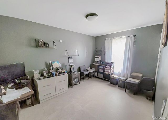 6533 Kilburn Road, Grant Township, MI 48032
