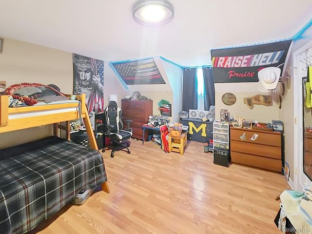 6533 Kilburn Road, Grant Township, MI 48032