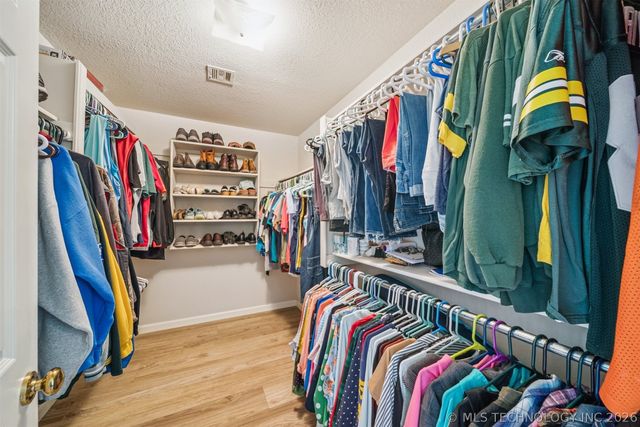 10739 E 121st Court North, Collinsville, OK 74021