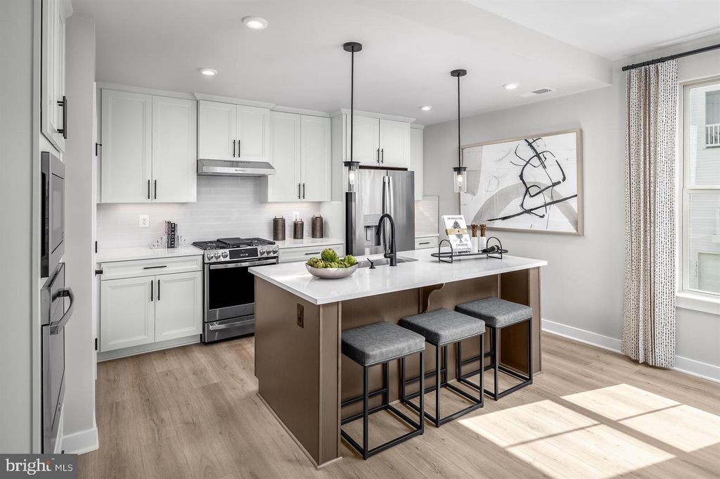 4504 DAKOTA PL, Woodbridge, VA 22193