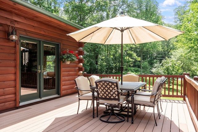 8 Turk Hollow Rd, Oxford, MA 01540
