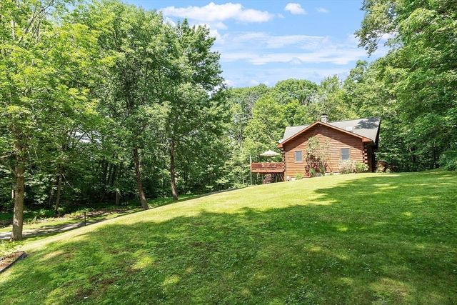 8 Turk Hollow Rd, Oxford, MA 01540