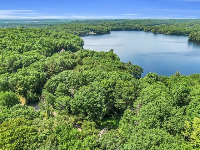 8 Turk Hollow Rd, Oxford, MA 01540