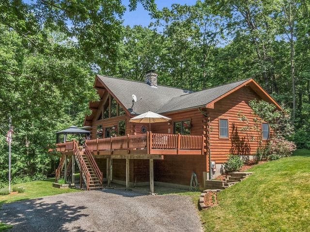 8 Turk Hollow Rd, Oxford, MA 01540
