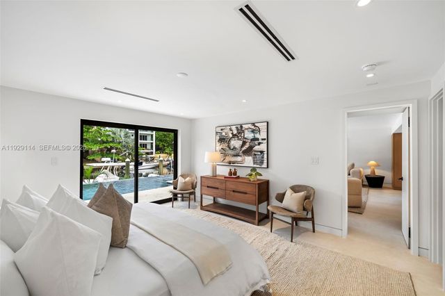 1815 Fairhaven Pl, Miami, FL 33133