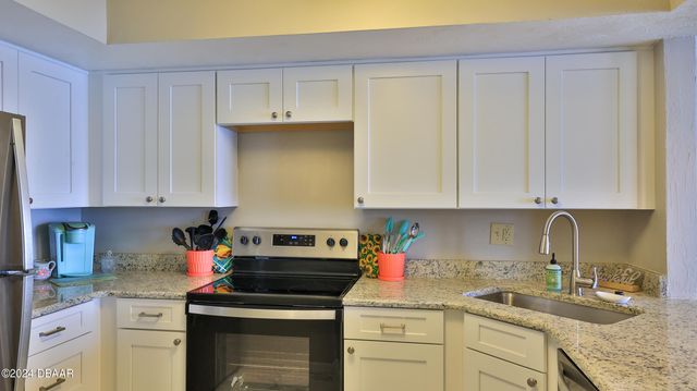 2615 S Atlantic Ave Apt 3F, Daytona Beach Shores, FL 32118