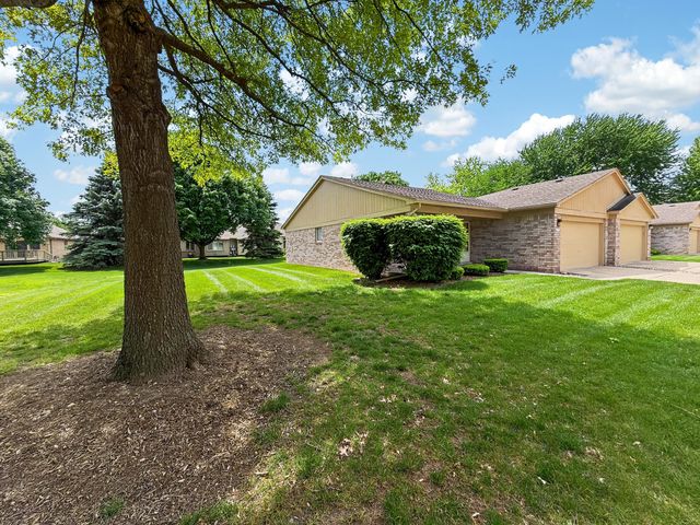 41520 Janet Circle 60, Clinton Twp, MI 48038