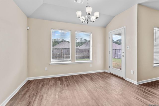 28445 Evangeline Ln, Albany, LA 70711