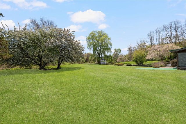6 Country Road, Warren, RI 02885