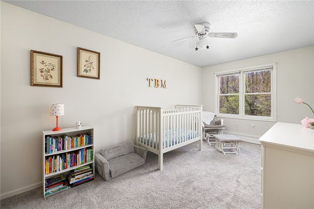 6 Country Road, Warren, RI 02885