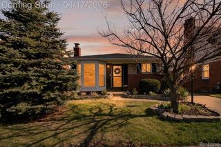 15720 Regina Avenue, Allen Park, MI 48101