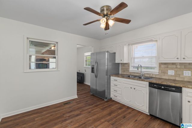 1804 WOODLAND STREET, Cullman, AL 35055