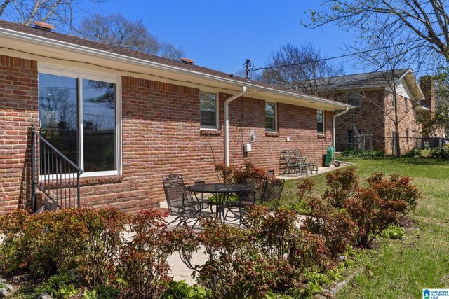 1804 WOODLAND STREET, Cullman, AL 35055