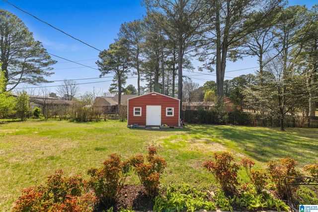 1804 WOODLAND STREET, Cullman, AL 35055