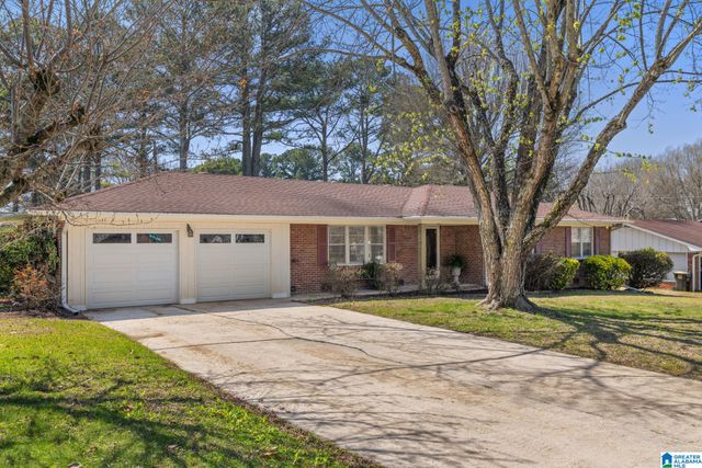 1804 WOODLAND STREET, Cullman, AL 35055