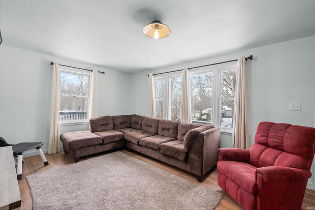 523 W INDIANA Avenue, Eaton, IN 47338