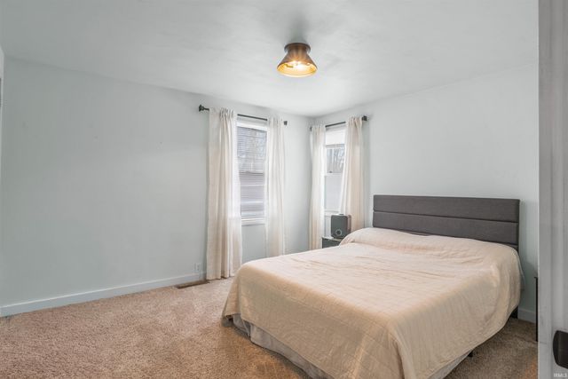 523 W INDIANA Avenue, Eaton, IN 47338