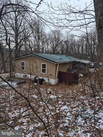 415 DANIEL RD, Newport, PA 17074