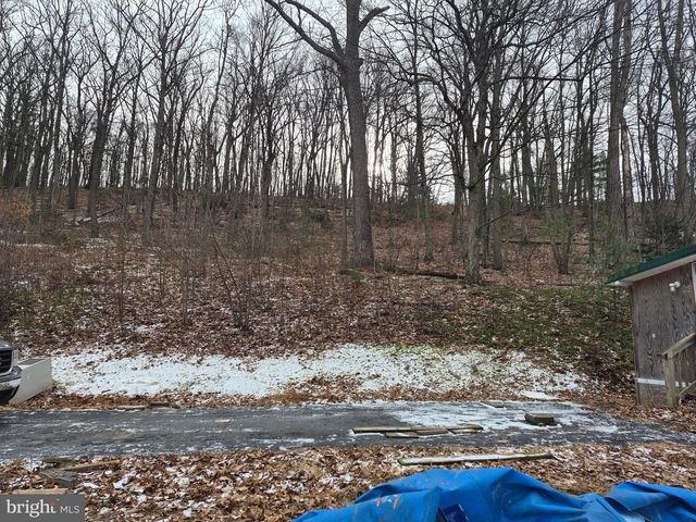 415 DANIEL RD, Newport, PA 17074